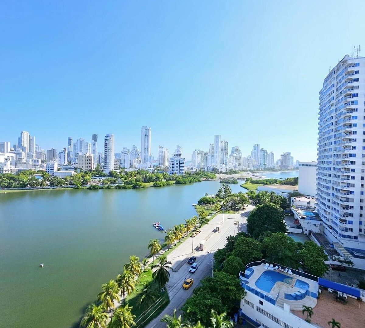 Vacation With Water Views In Every Room! Cartagena