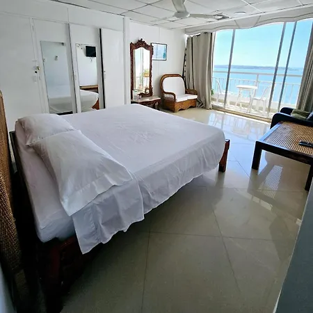 Vacation With Water Views In Every Room! * Cartagena