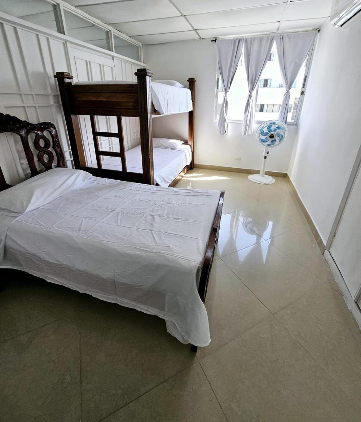 Vacation With Water Views In Every Room! Apartamento
