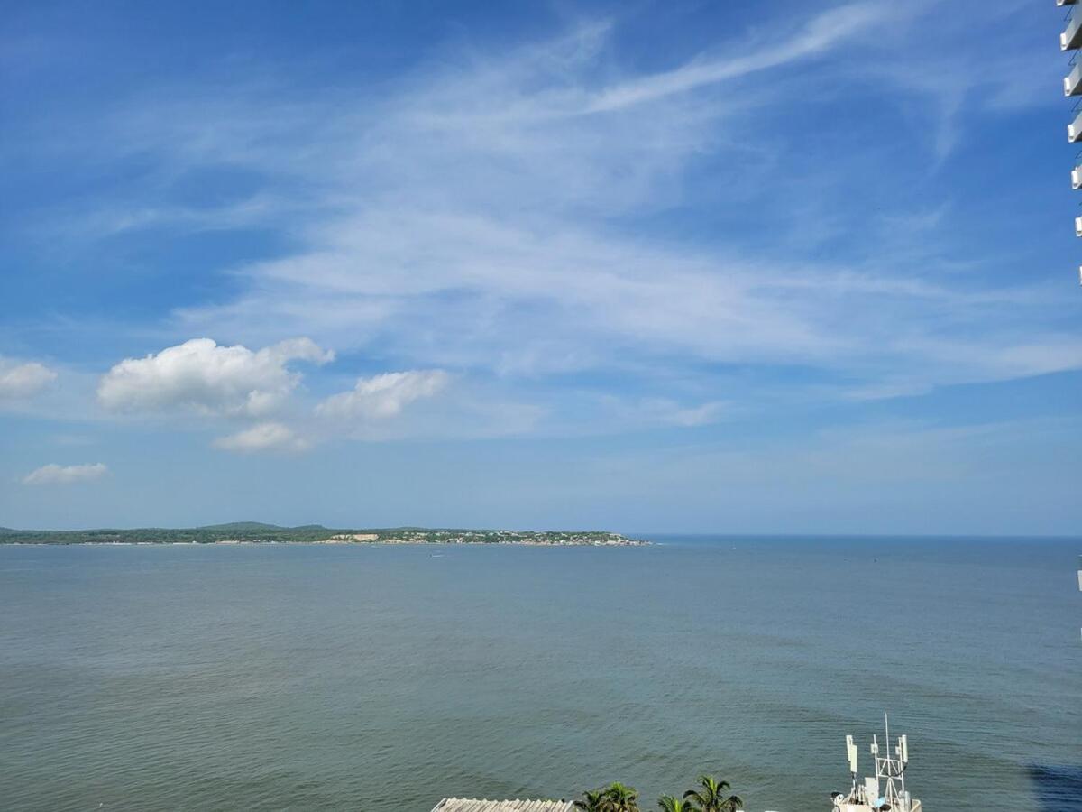 Vacation With Water Views In Every Room! Apartamento Cartagena